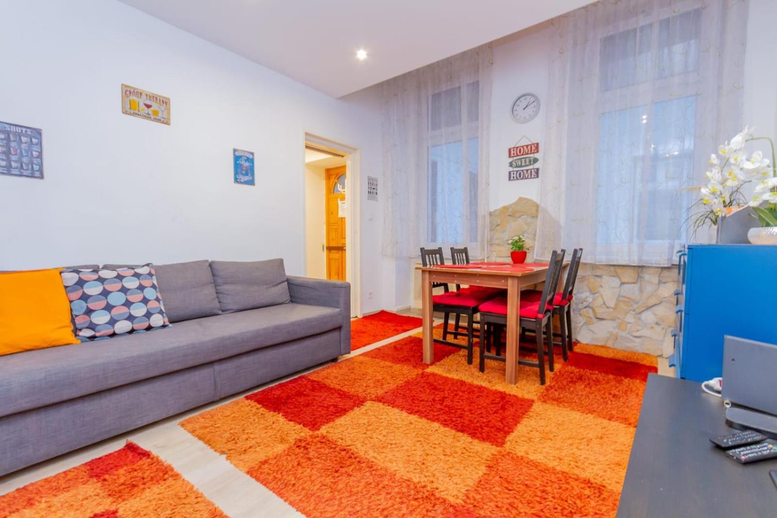 Sera'S Place In My Lovely Budapest Exterior photo
